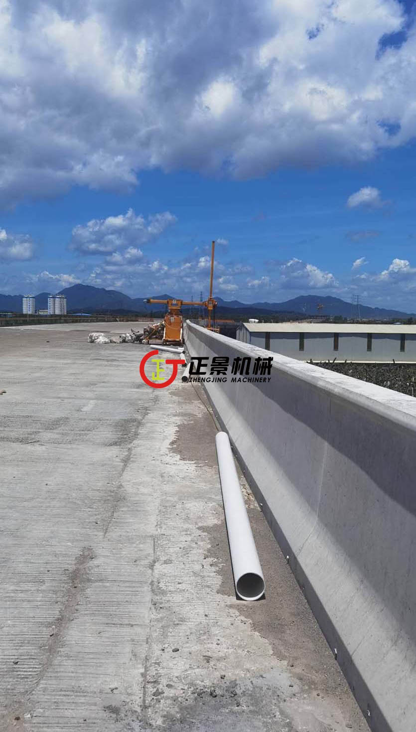 橋梁排水管安裝設(shè)備