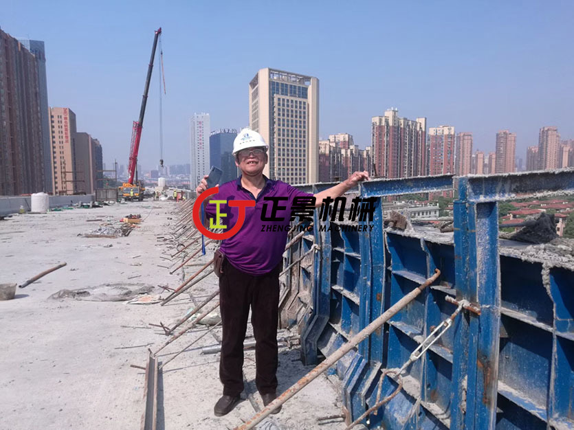 橋梁檢測(cè)車(chē)