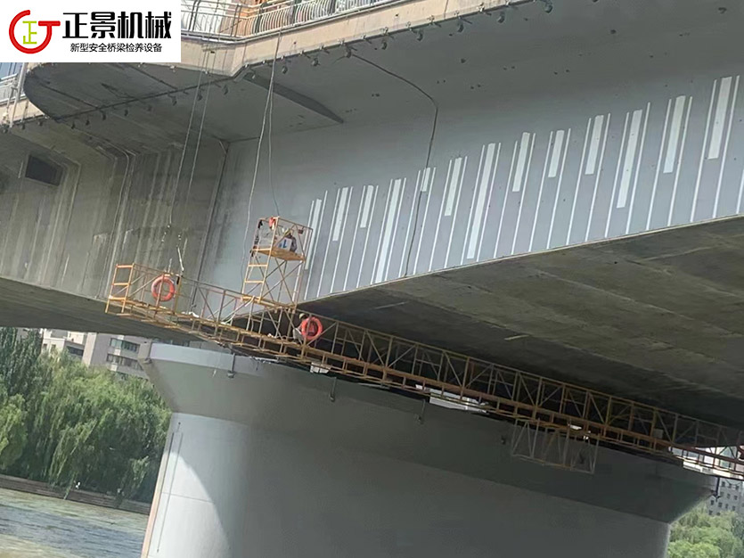 橋梁排水管安裝車