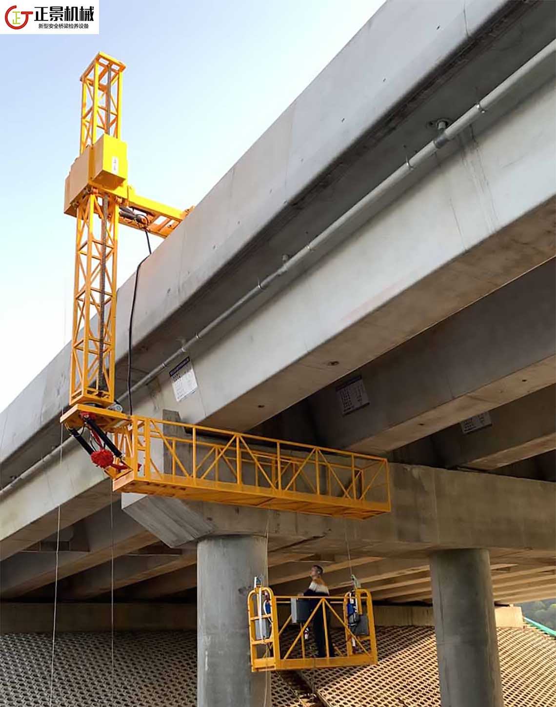 橋梁排水管安裝車