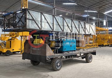 小型化的桁架式橋檢車
