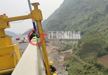 簡(jiǎn)易橋梁排水管安裝車